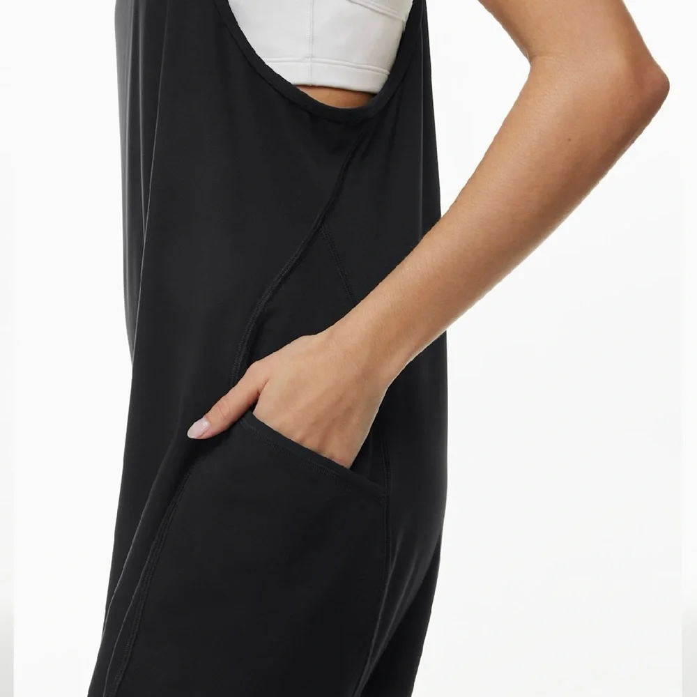 Aritzia Black Butter Breakaway Jumpsuit M Athleisure - Picture 2 of 10